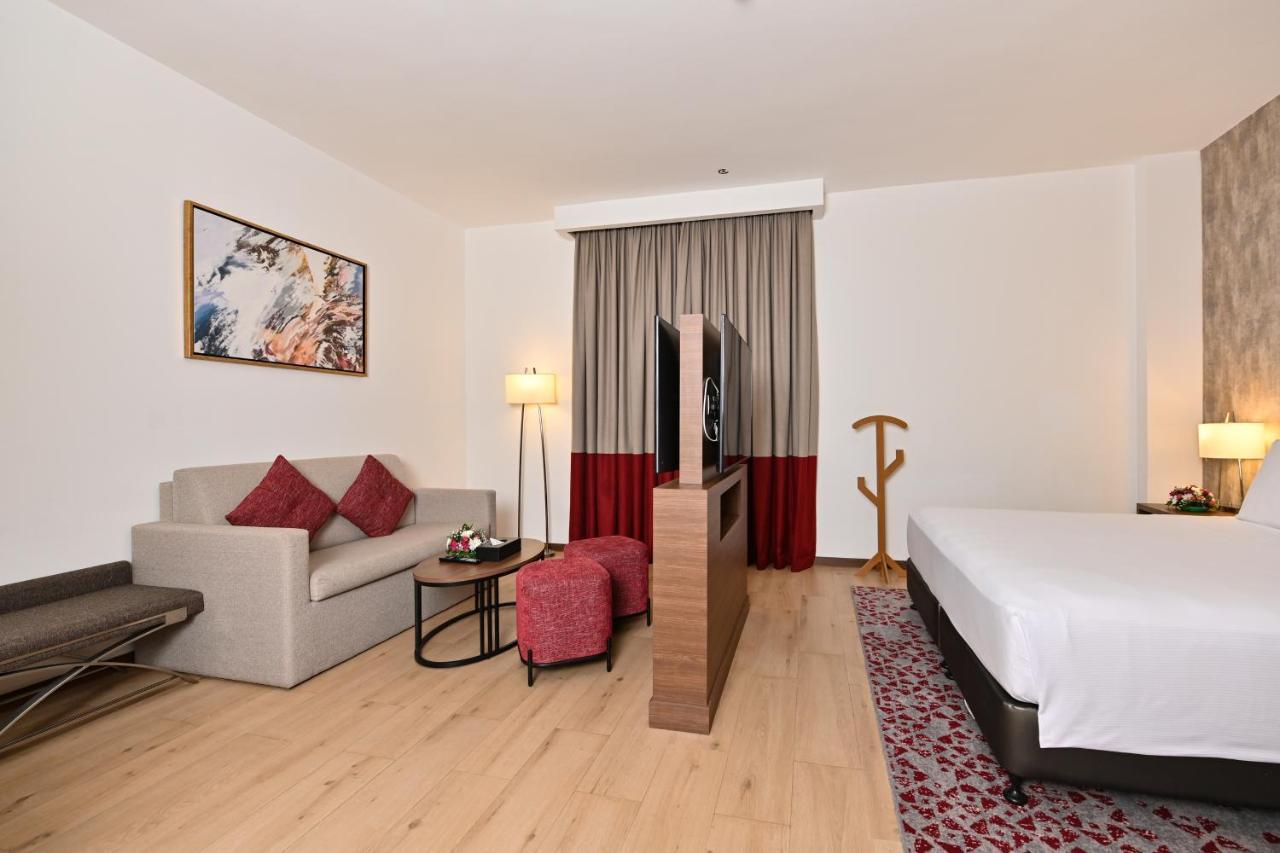 Comfort Hotel Jeddah King Road Kültér fotó