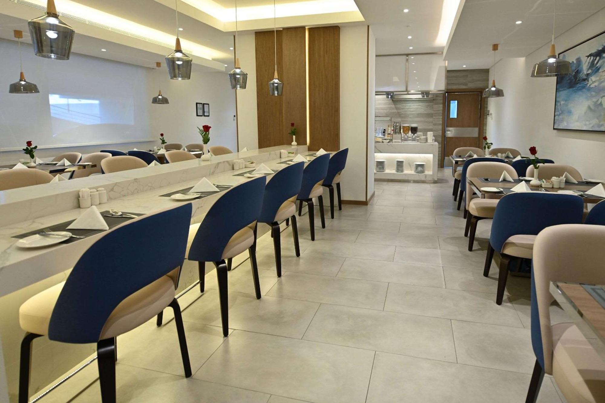 Comfort Hotel Jeddah King Road Kültér fotó